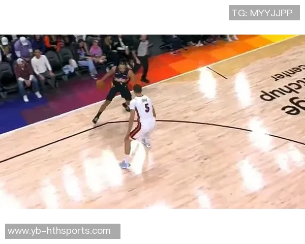 哈克斯高效表现引领球队胜利11投8中斩获20分5篮板6助攻正负值全场最佳 哈克斯高效表现引领球队胜利11投8中斩获20分5篮板6助攻正负值全场最佳